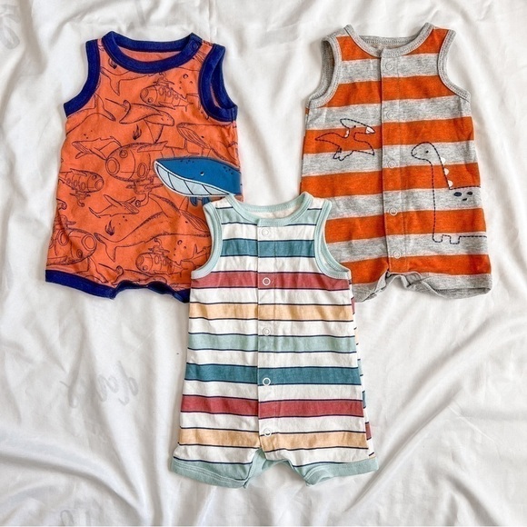 Carter’s Lot of 3 Sleeveless Rompers in size Newborn - Picture 1 of 14